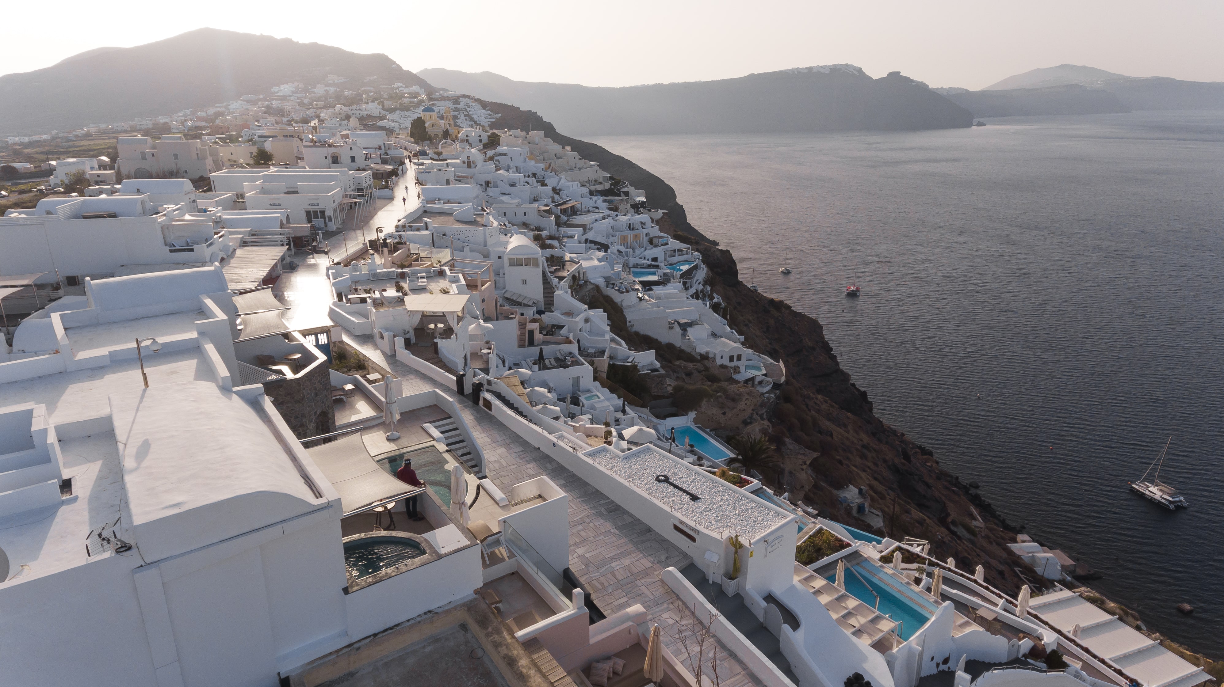 Santorini Secret Suites and Spa